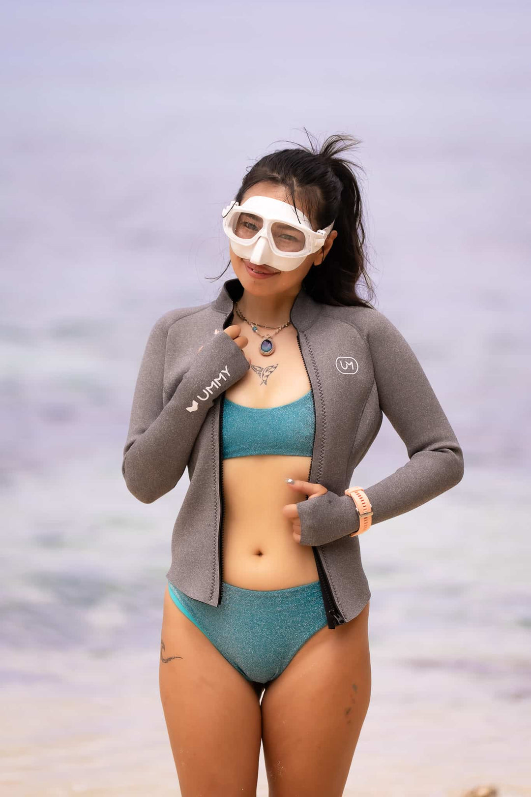 ummy×醇厚的糖果球衣小型潜水服自由皮肤潜水