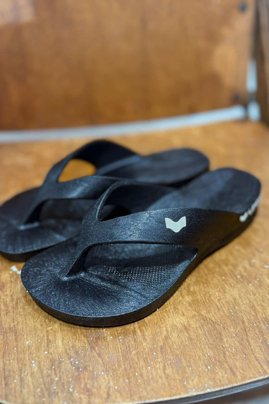 UMMY × Gyosan Premium Beach Sandals